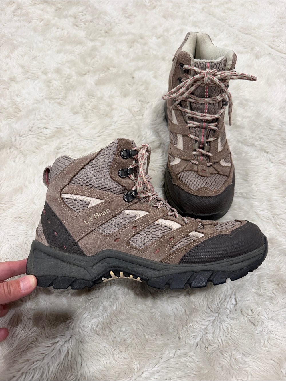 L.L. Bean tan mid-cut hiking tan lace up waterproof boots Woman’s size 9